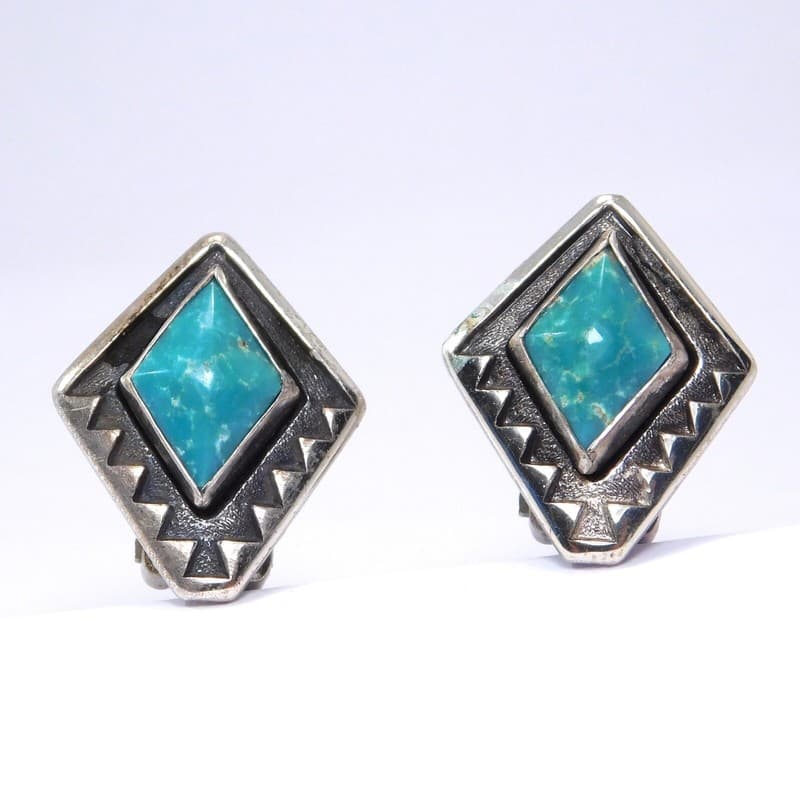 SIMPLE ELEGANT GEM TURQUOISE STERLING SILVER CLIP EARRINGS