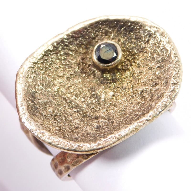 SUPERB TUFA CAST STERLING SILVER RING GOLD GILT OBSIDIAN