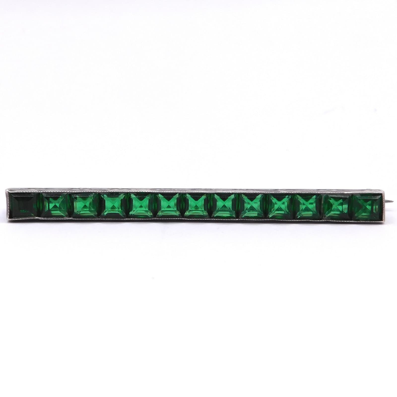 ELEGANT STERLING EMERALD CHANNEL BAR PIN