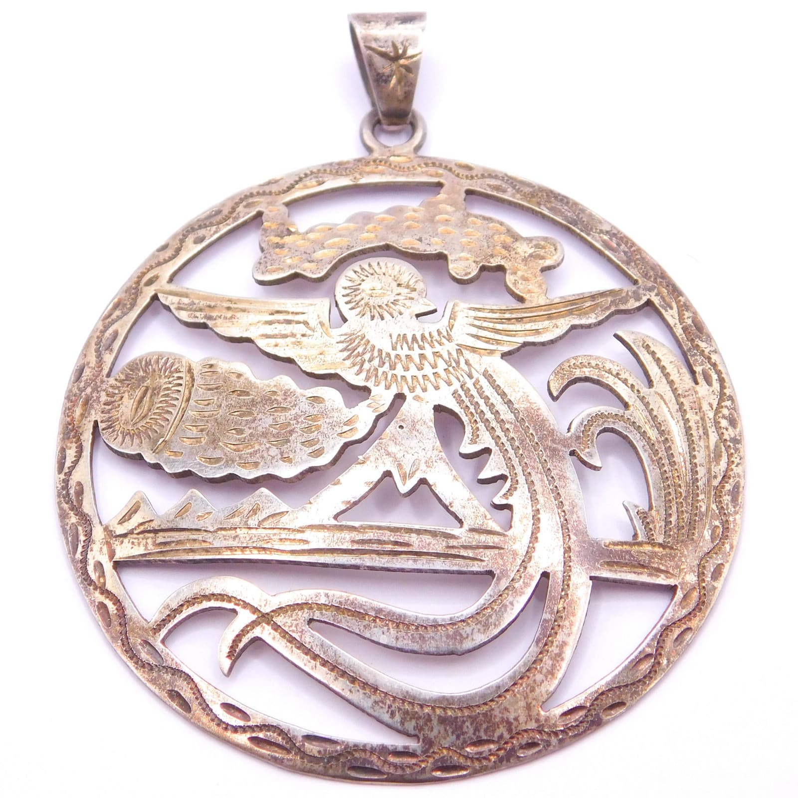 VINTAGE HAND ENGRAVED 900 SILVER DECORATIVE PENDANT