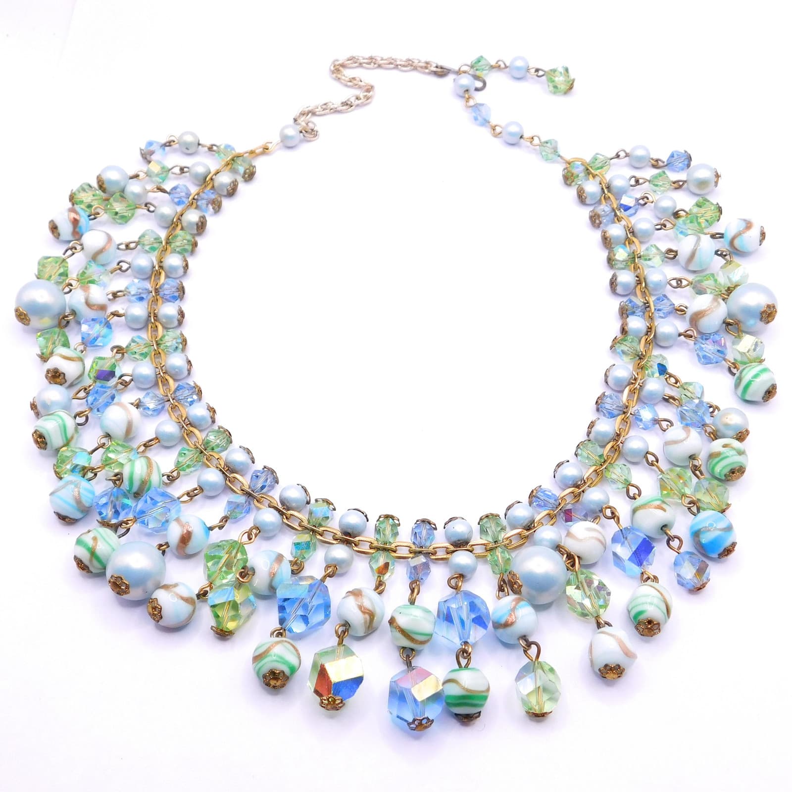 ELEGANT PASTEL CRYSTAL & GLASS BEAD STATEMENT NECKLACE 1950s
