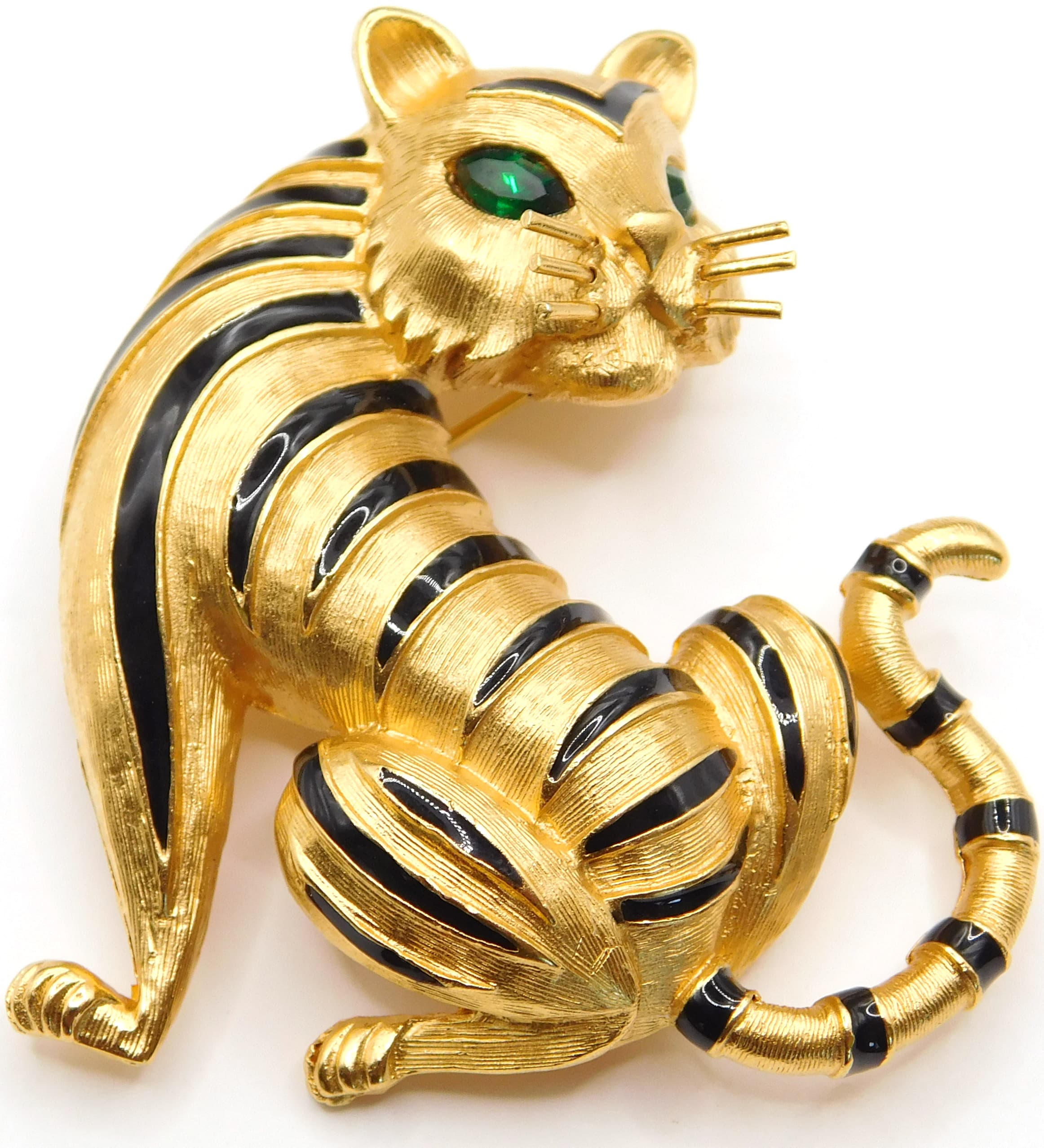 REGAL VINTAGE TRIFARI GOLD-TONE ENAMEL TIGER BROOCH WITH EMERALD EYES